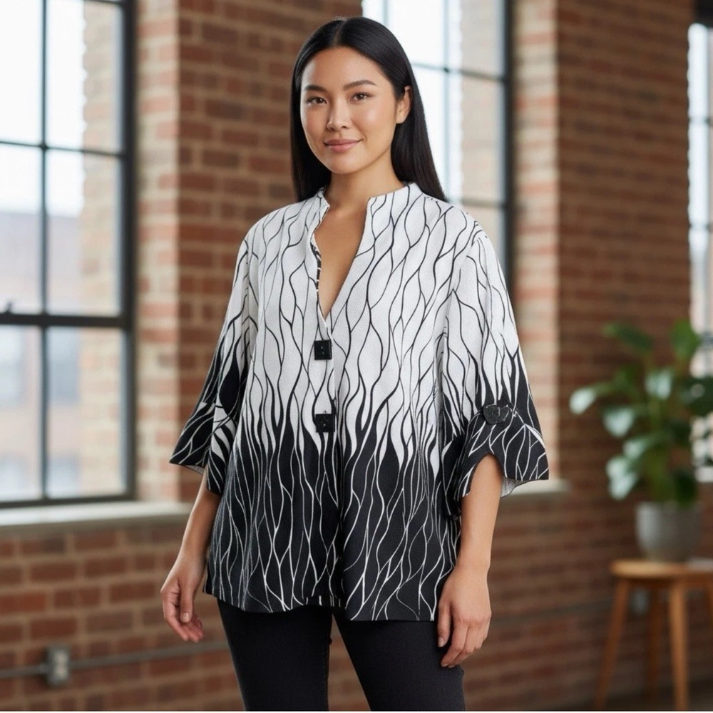 SEVEN KARAT Jacket Women’s Plus Size 3X White Black Textured 2-buttons USA